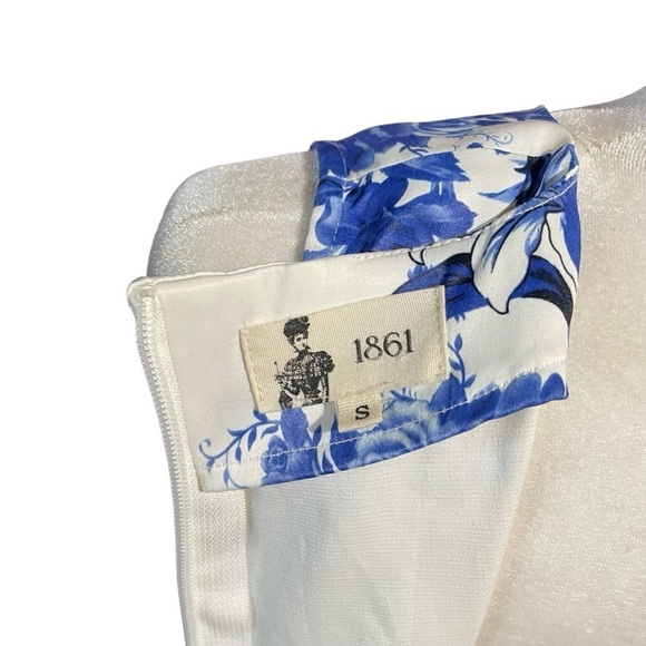 1861 Blue and White Floral Circle Skirt Dress - size Small - Zipper/Tie Back - Picture 13 of 13